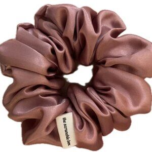XL Scrunchie- Blush Pink